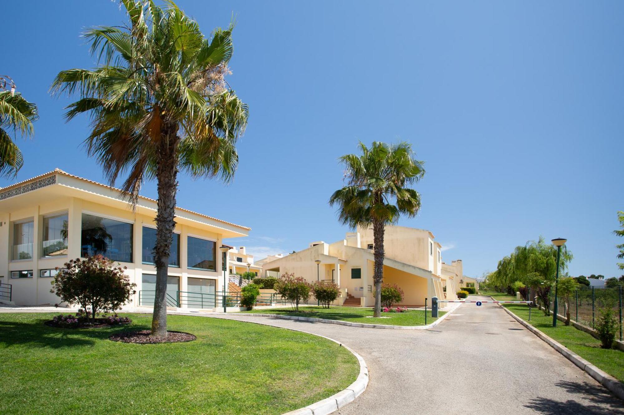 Glenridge Resort By Albufeira Rental Bagian luar foto